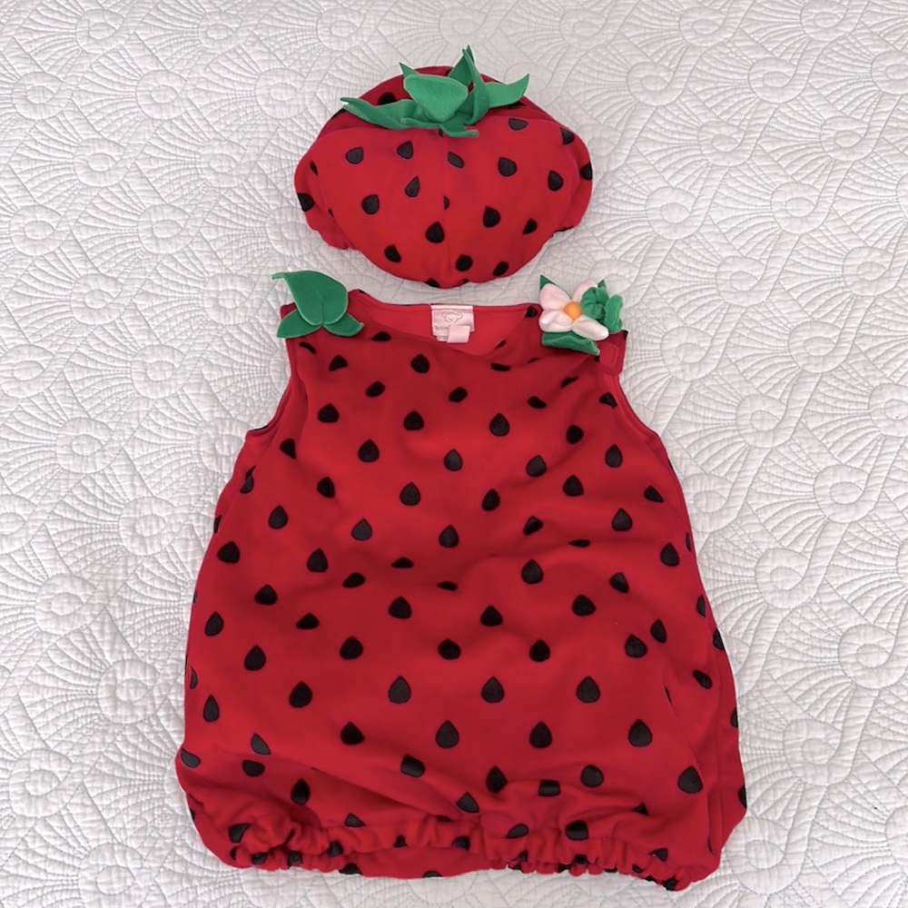 koala kids Strawberry 🍓 Costume for toddler ~ size 18-24 months